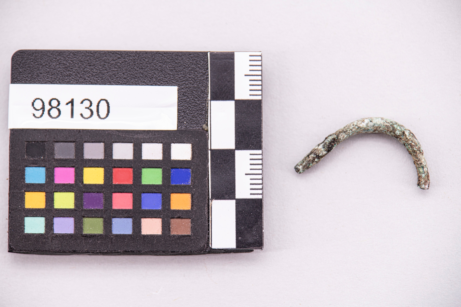 fibula/ ad arco semplice - ampiamente diffuso (sec. VI a.C)