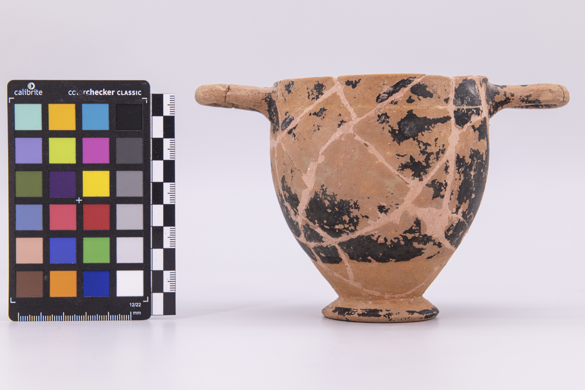 skyphos - ambito pestano (sec. IV a.C)