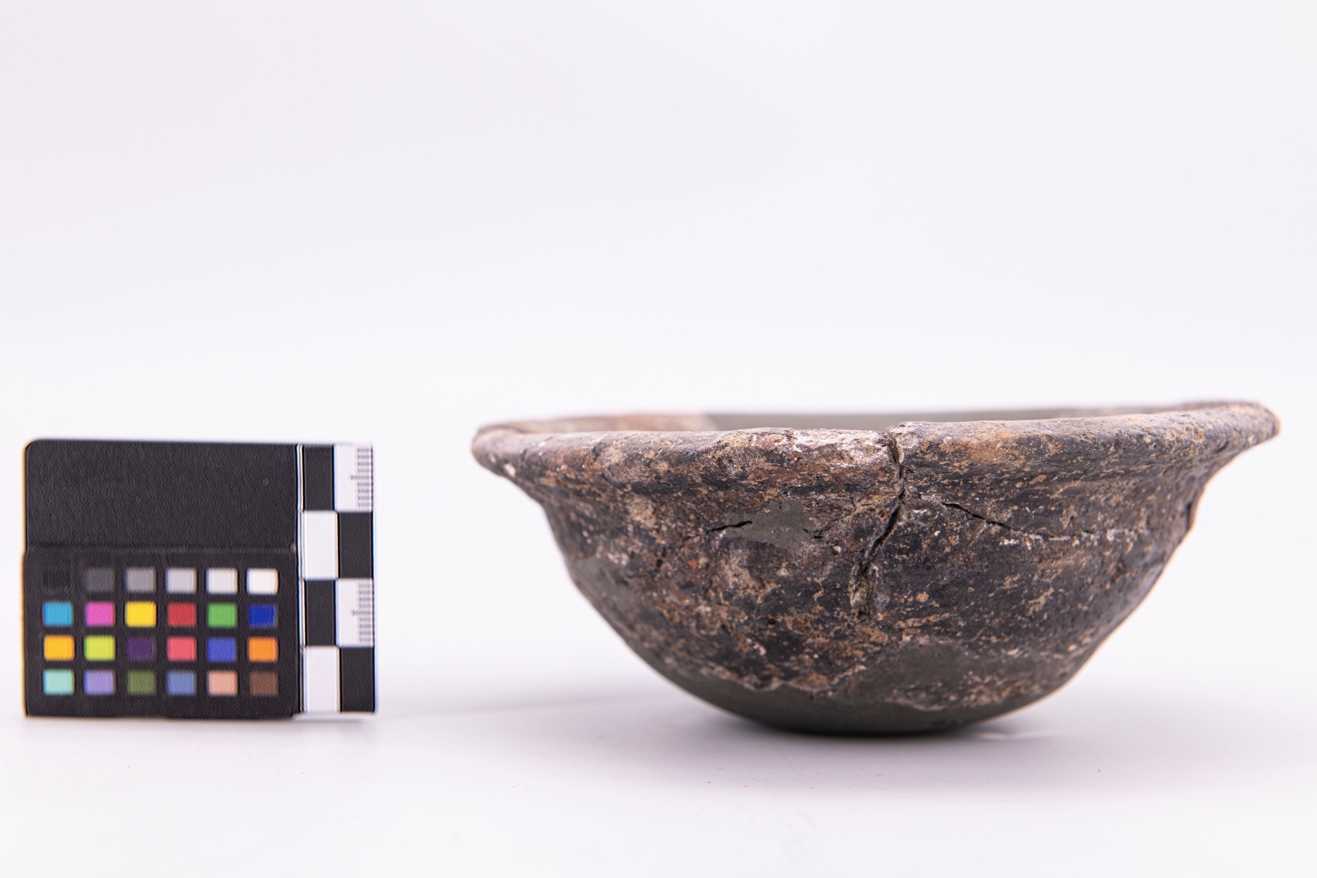 coppa carenata - Etrusco-Campano (sec. VI a.C)