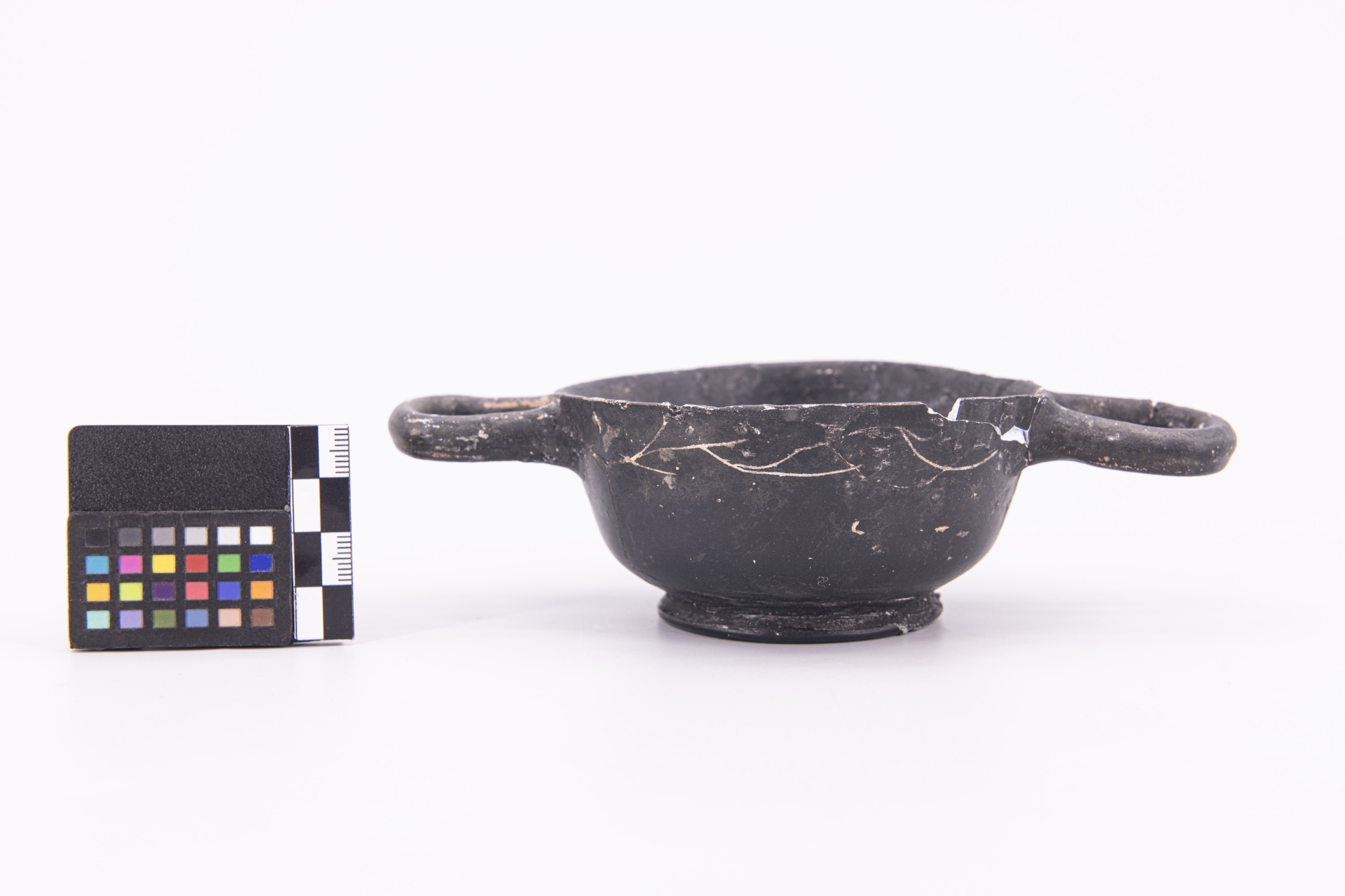 coppa carenata (sec. IV a.C)