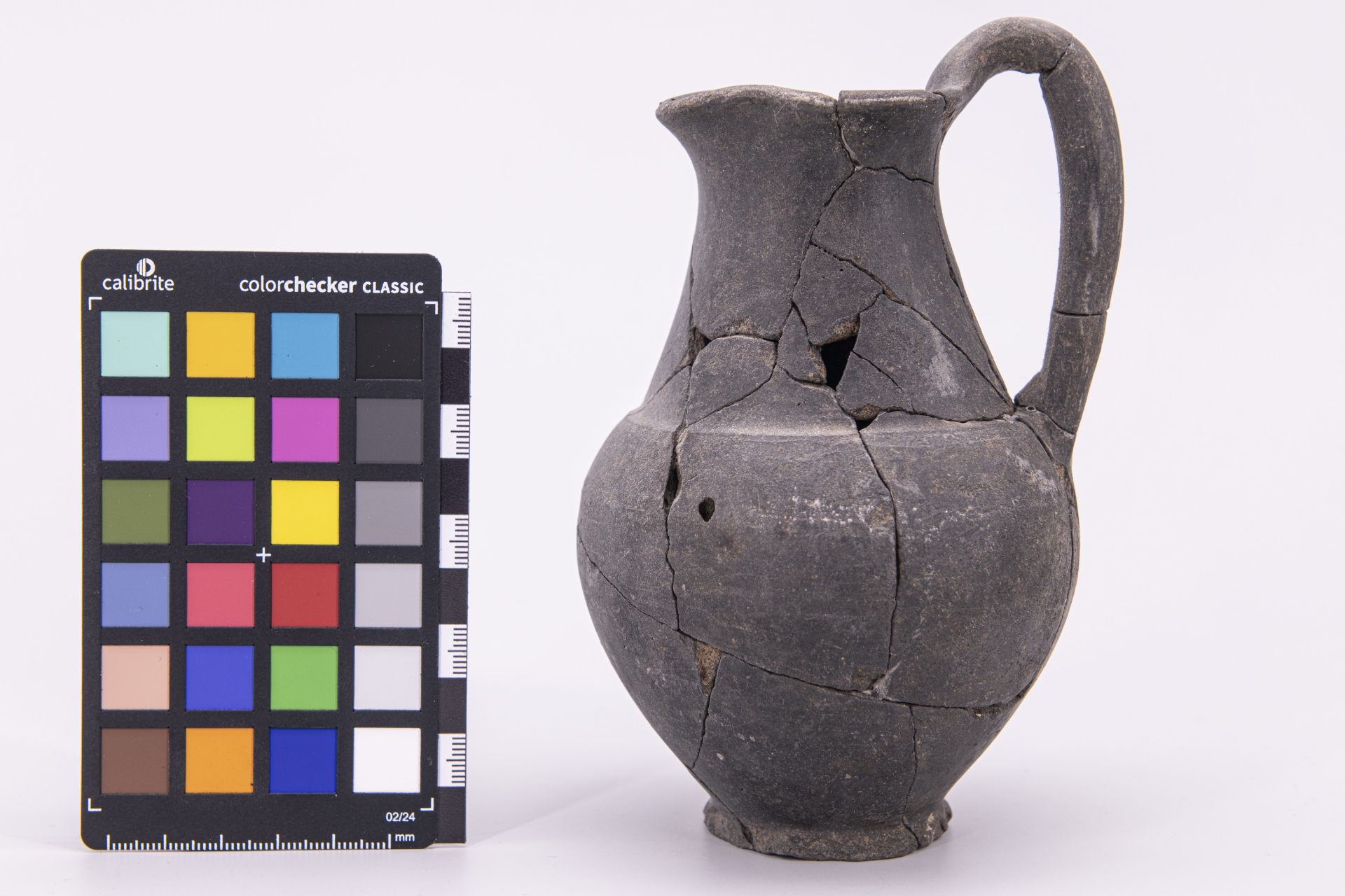 oinochoe (sec. V a.C)