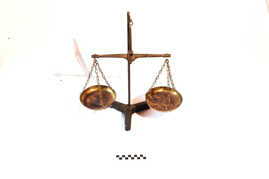 istadéa (bilancia, STRUMENTI E ACCESSORI/ SCAMBI E COMMERCIO)