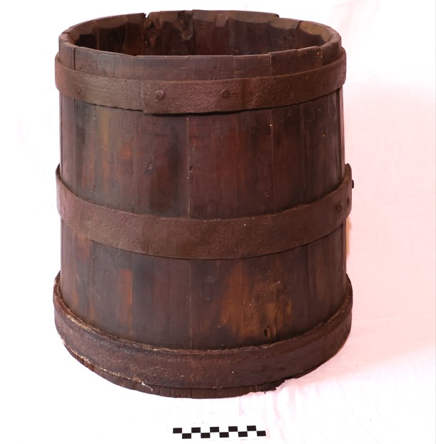 tineddu (tino, ARREDI E SUPPELLETTILI/ CONTENITORI, RECIPIENTI E OGGETTI DI USO DOMESTICO)