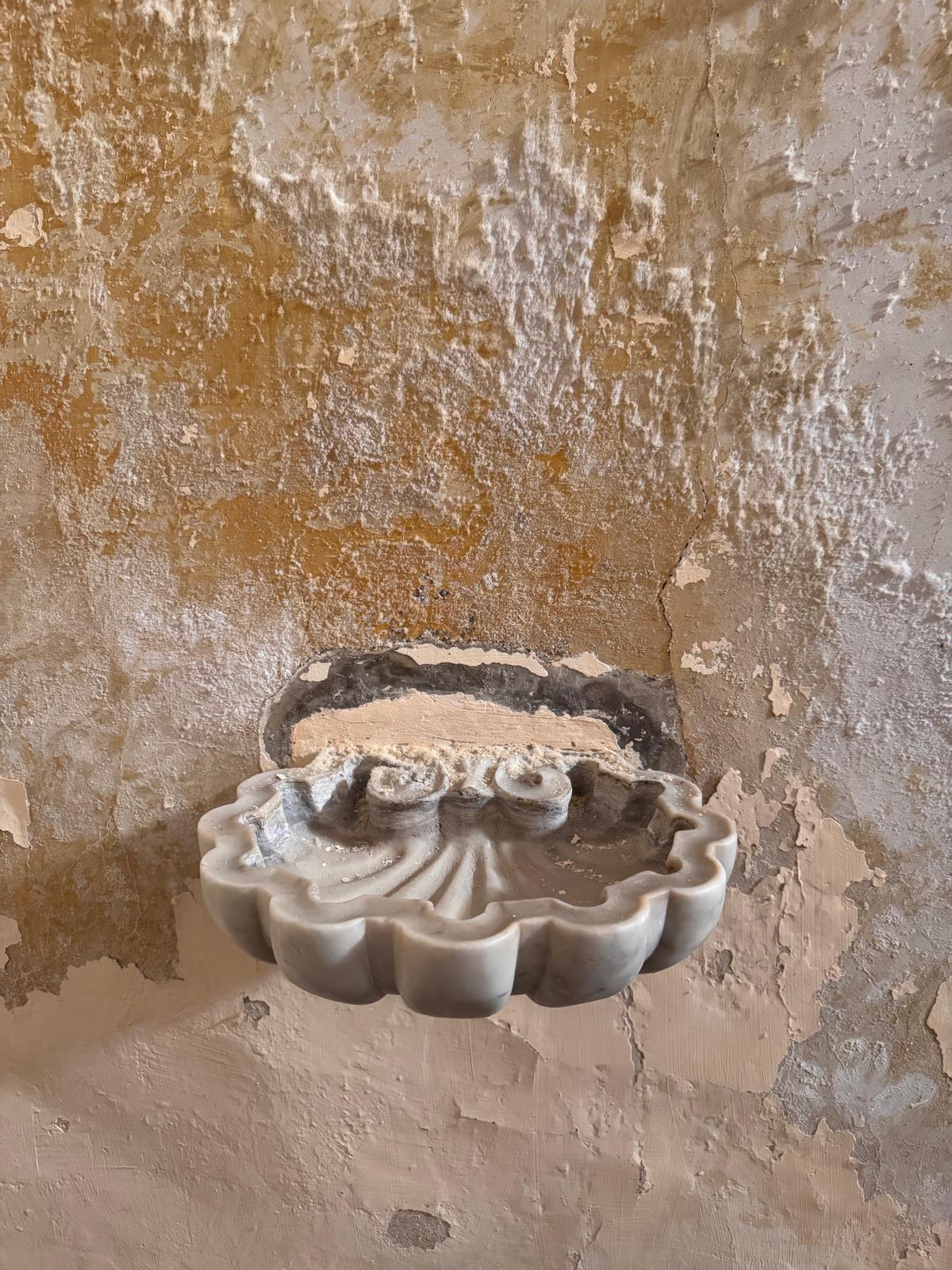 acquasantiera pensile - ambito campano (XIX)