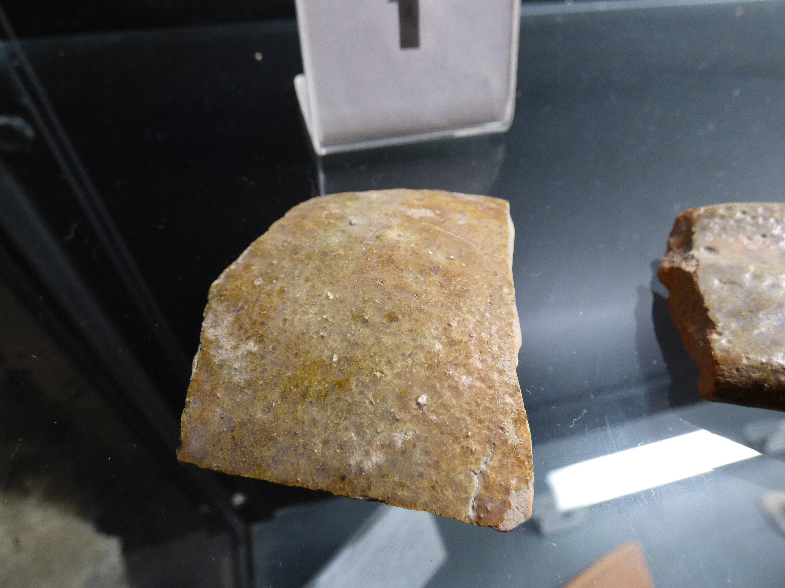 contenitore - bottega umbra (secc. X-XI)