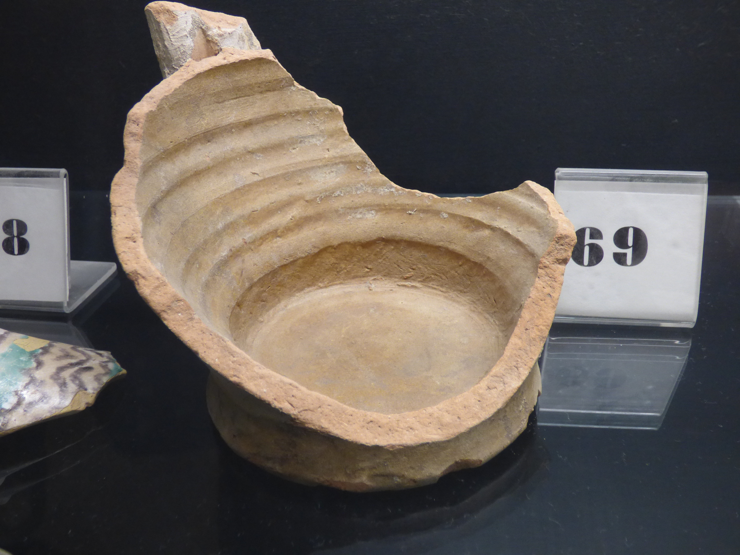 boccale - bottega umbra (fine sec. XIV)