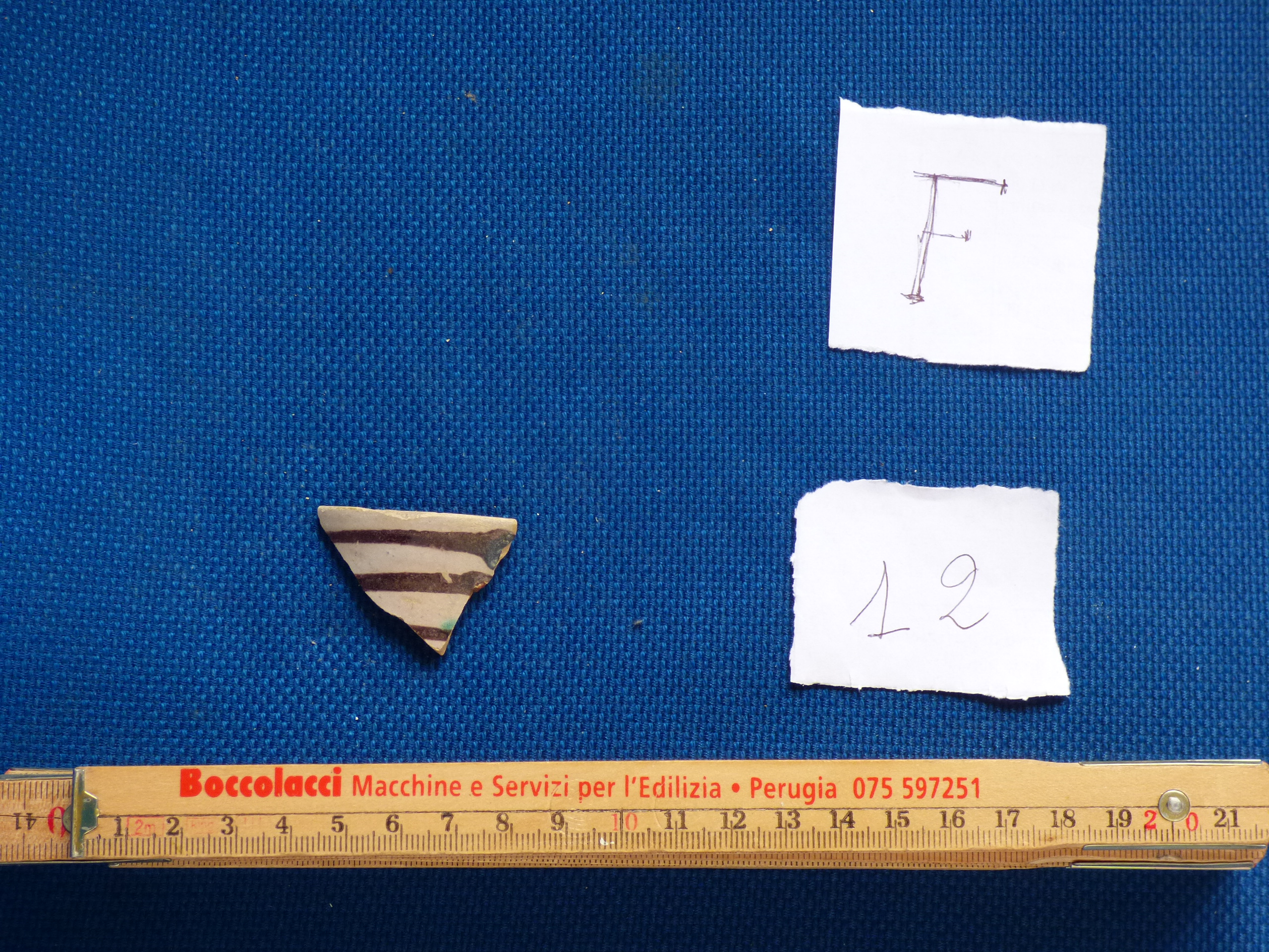 contenitore - bottega umbra (sec. XIV)