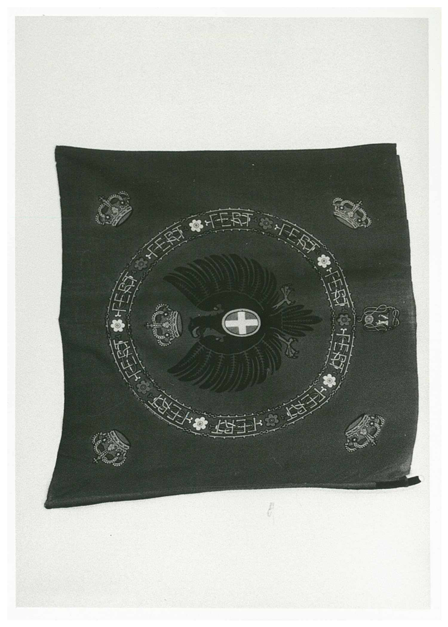 gagliardetto, elemento d'insieme (prima metà XX)