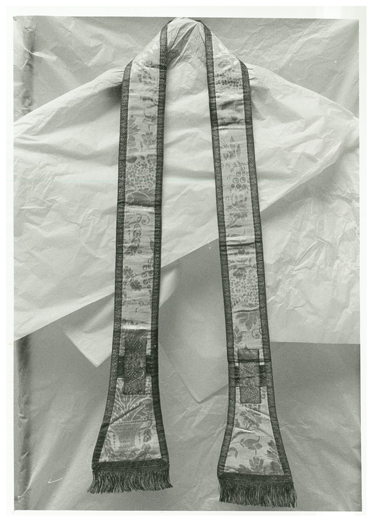 stola, elemento d'insieme - manifattura italiana (fine/ inizio XIX-XX)