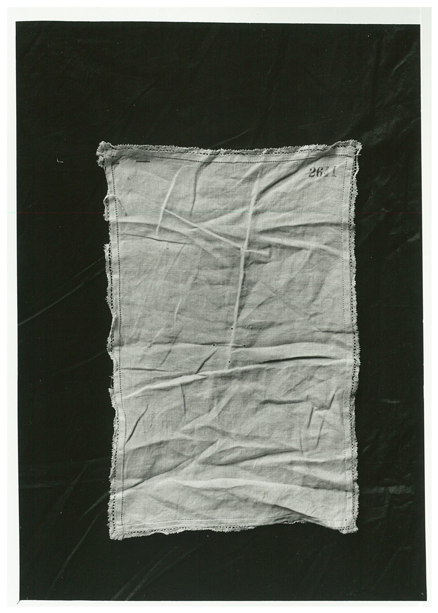 purificatoio (?), opera isolata - manifattura italiana (fine/ inizio XIX-XX)