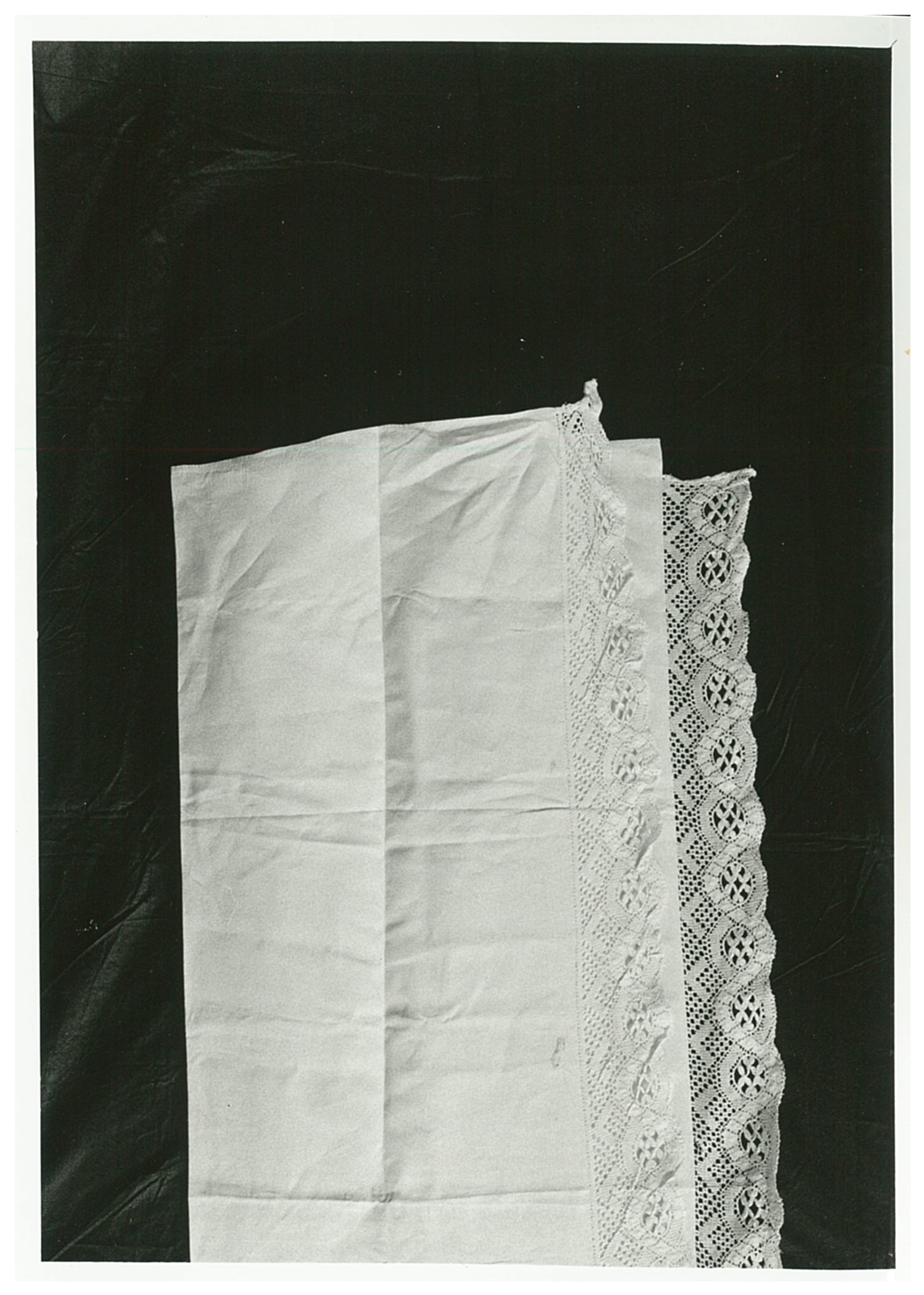 tovaglia d'altare, opera isolata - manifattura italiana (fine/ inizio XIX-XX)