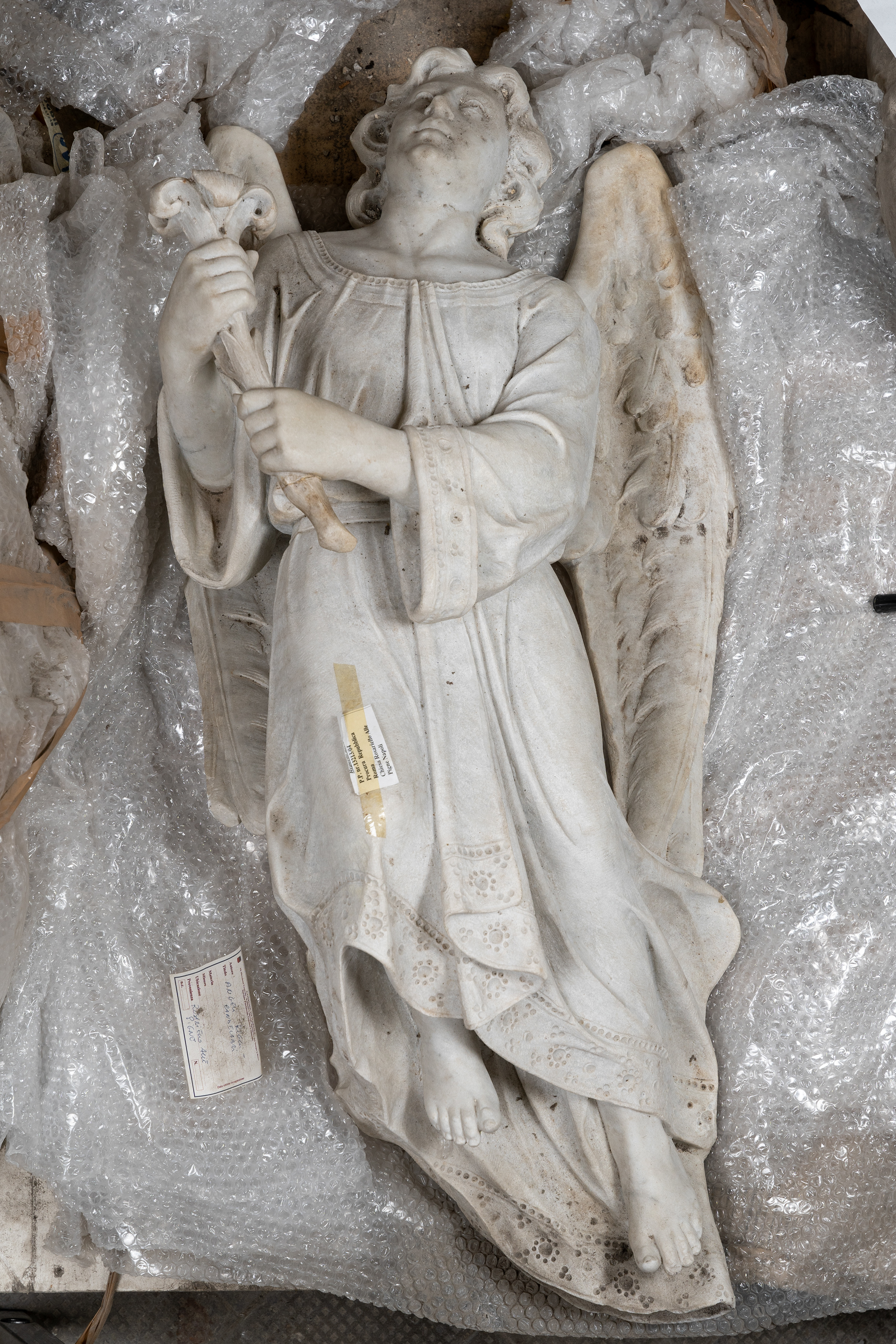 ANGELO REGGICANDELABRO (SCULTURA, SERIE) - AMBITO NAPOLETANO (SECONDO QUARTO sec. XX)