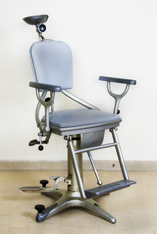 poltrona, da otorino (seconda metà sec. XX)