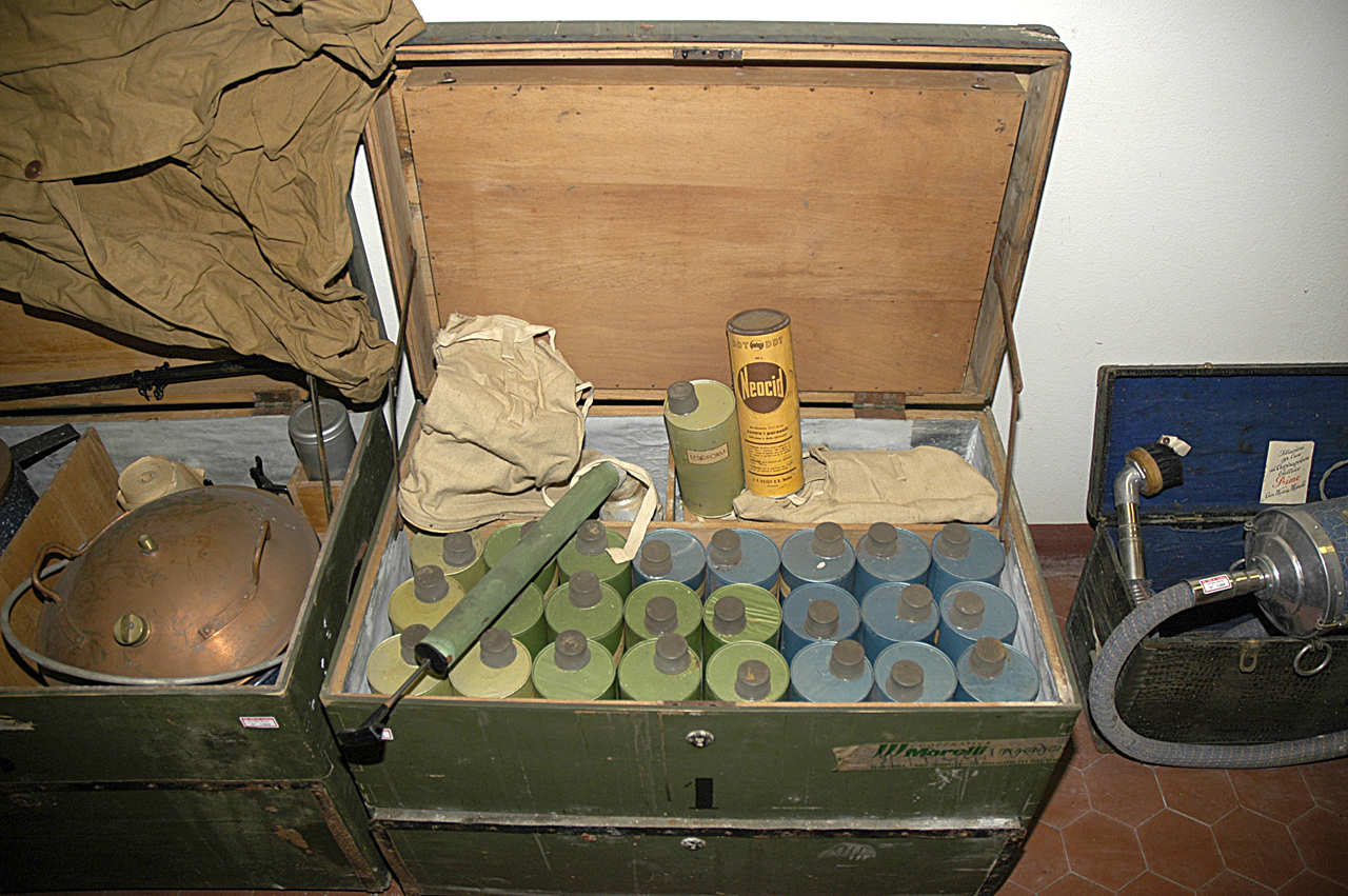 baule per disinfezione, prodotti (prima metà sec. XX)