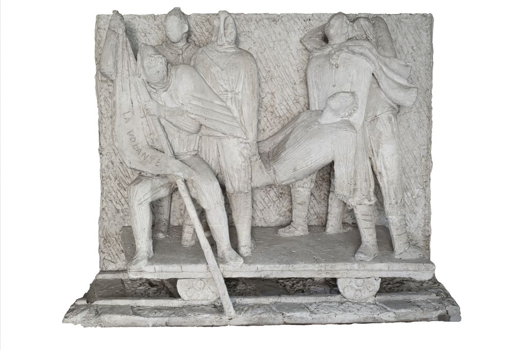 La Volante, Il trasporto del ferito, Il carrello, trasporto di un operaio ferito (rilievo) di Martini Arturo (XX)