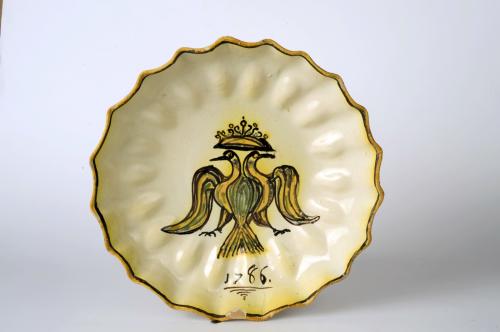 alzata - manifattura di Grottaglie (sec. XVIII)