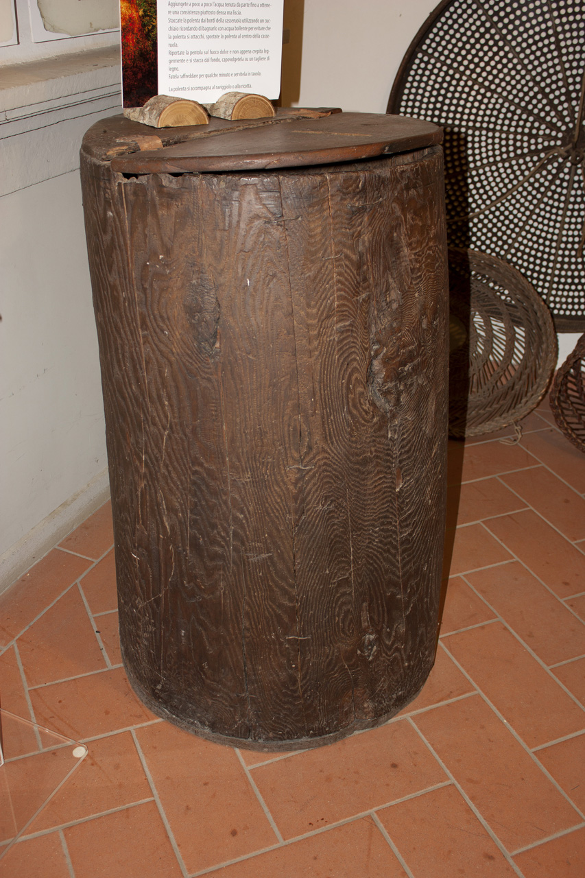contenitore, per alimenti, ARREDI E SUPPELLETTILI/ CONTENITORI, RECIPIENTI E OGGETTI DI USO DOMESTICO - civiltà del castagno