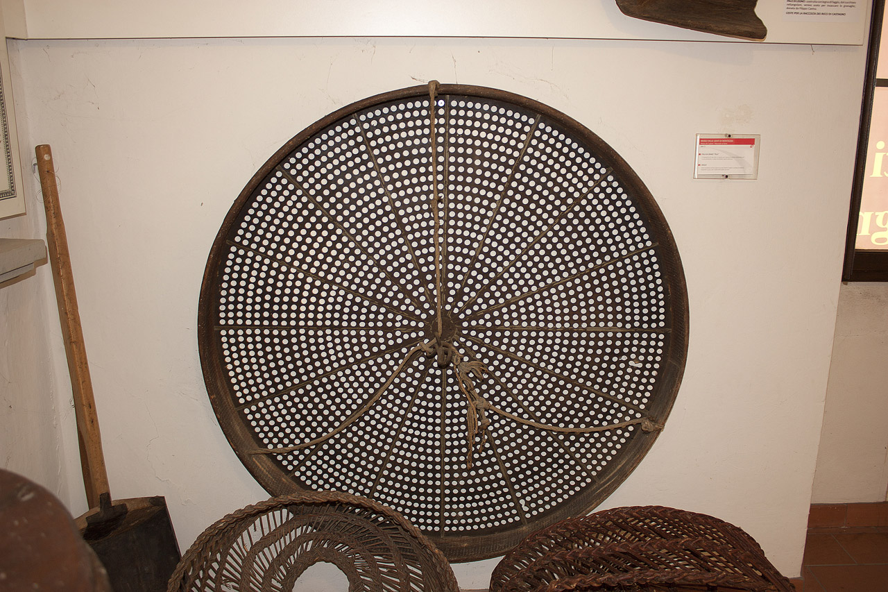 vaglio, STRUMENTI E ACCESSORI/ AGRO-SILVO-PASTORALI - civiltà del castagno, castanicoltura