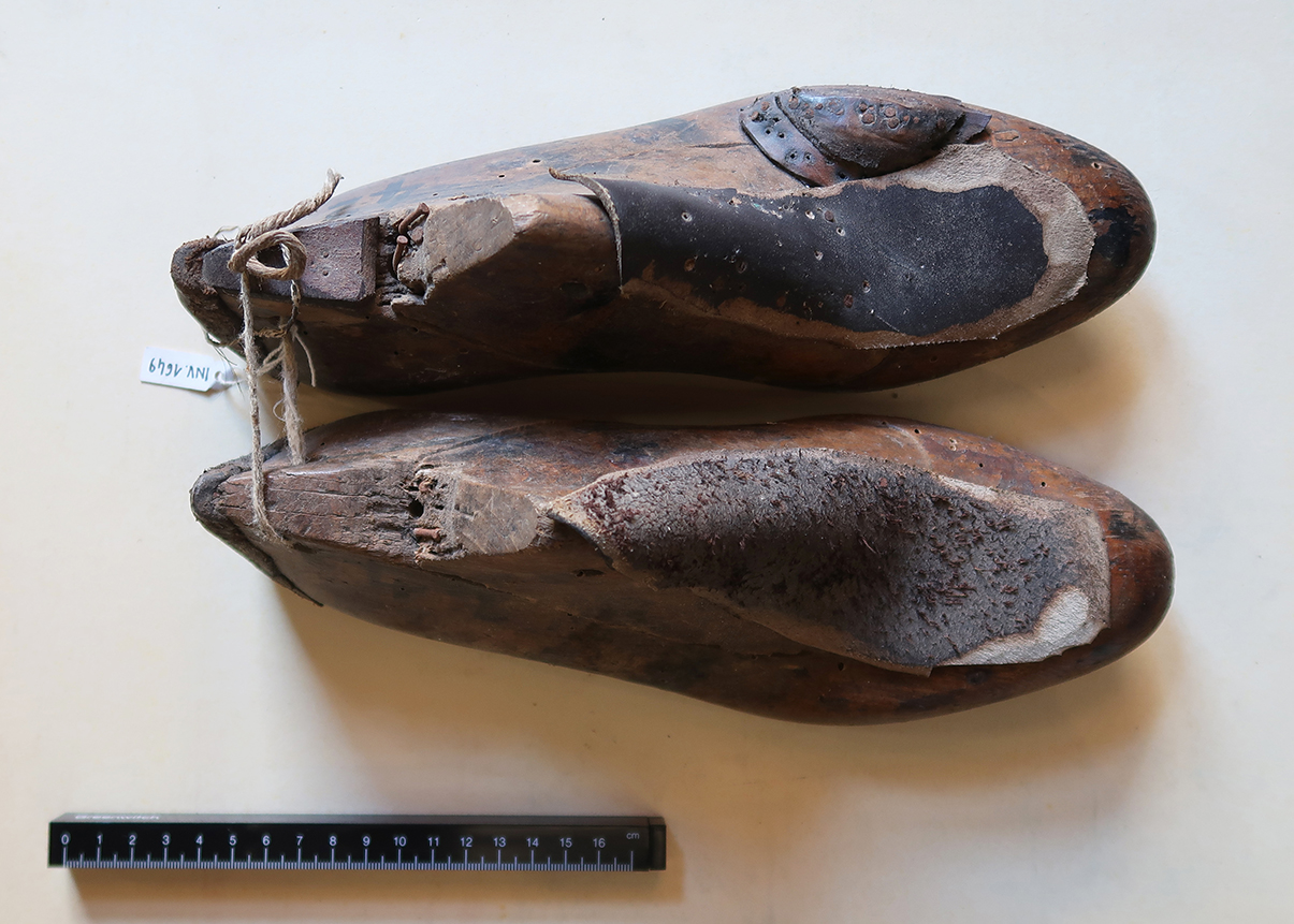 folma pa li botti (forma, da scarpa, STRUMENTI E ACCESSORI/ ARTIGIANALI) - bottega di falegname specializzato