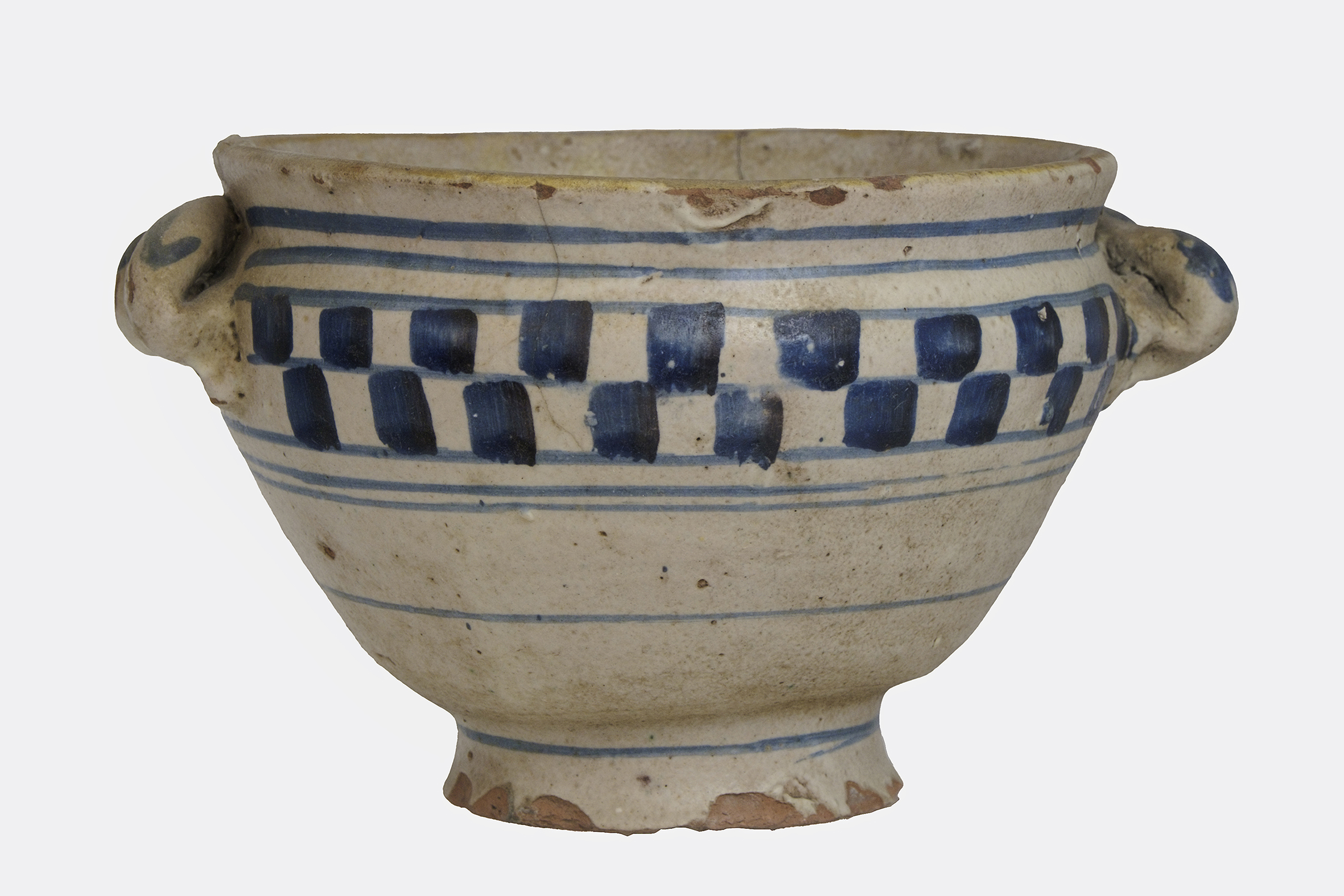 motivo a scacchiera (zuppiera) - AMBITO VIETRESE (fine XIX)