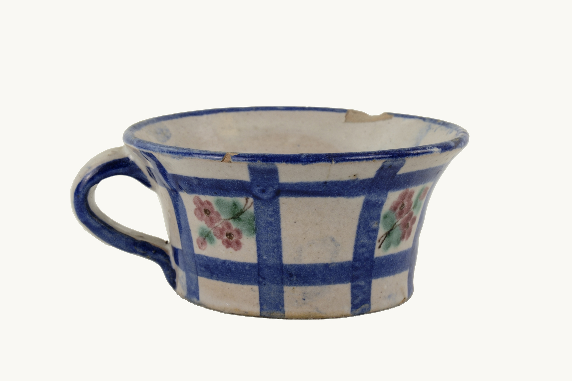 tovaglia con fiori (tazza da tè) di MACS Manifattura Artistica Ceramica Salerno (anni quaranta XX)