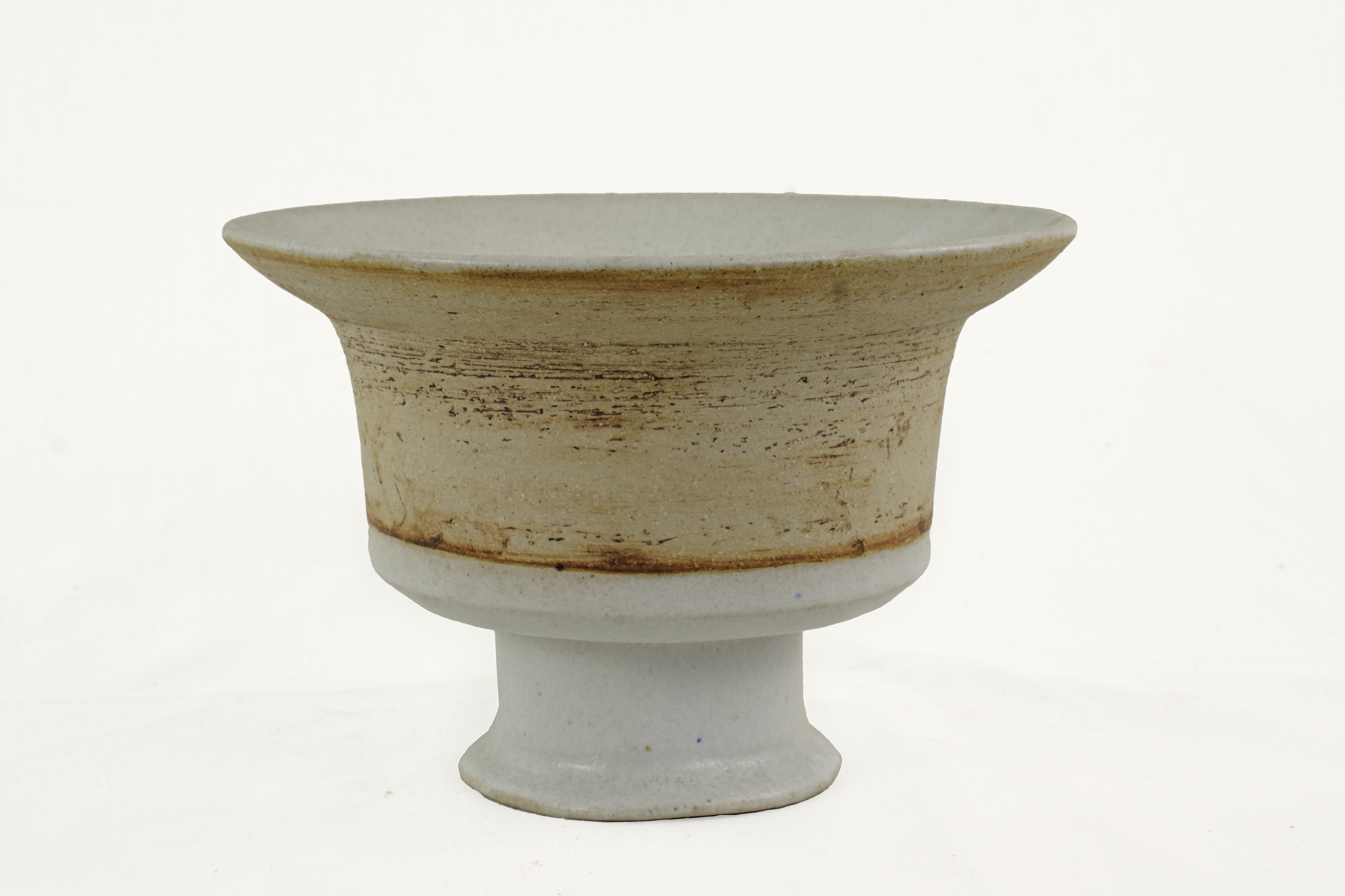 Priva di decorazione specifica (coppa) di Gambone, Guido (laboratorio) - ambito vietrese (anni sessanta XX)