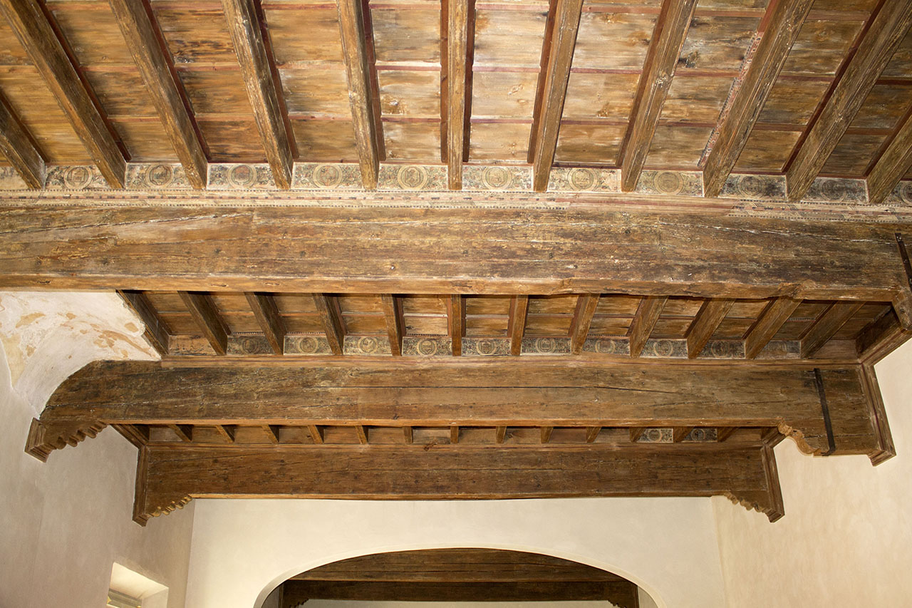 stemmi estensi, imprese di Borso D'Este (soffitto a cassettoni, complesso decorativo) - ambito romagnolo (terzo quarto XV)