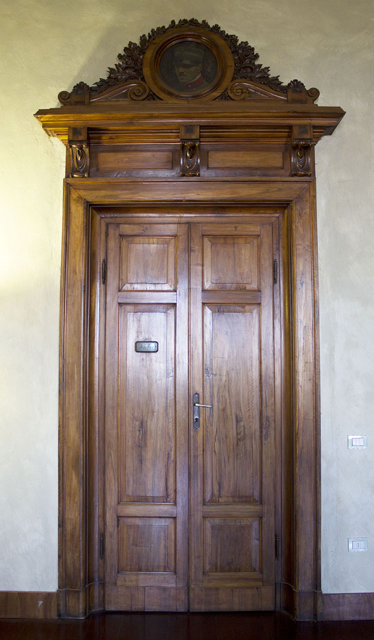 ritratto di Francesco Baracca (porta - a due battenti, elemento di serie) di Antonio Turri (anni venti XX)