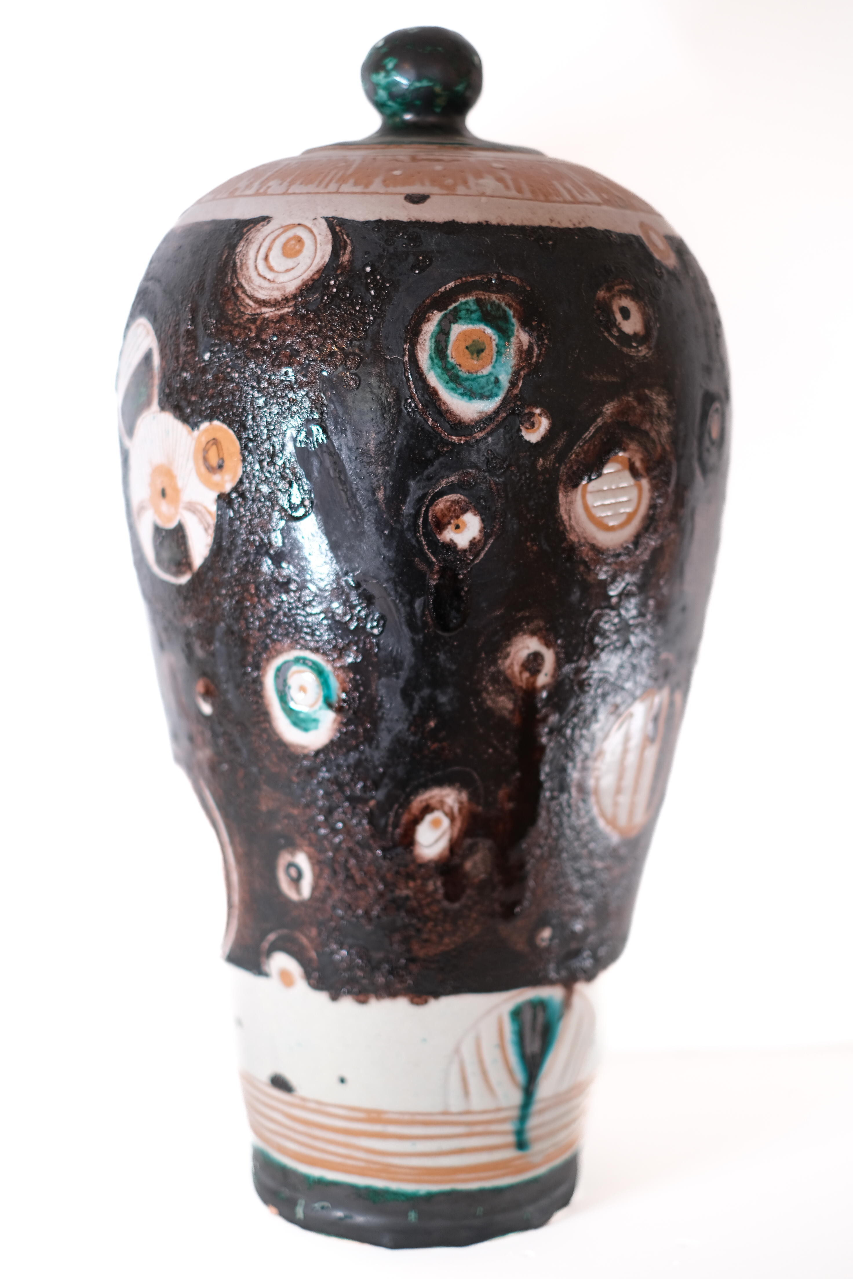 elementi circolari perlacei (opera tridimensionale) di Cécile Guicheteau - Fornace De Martino (XXI)