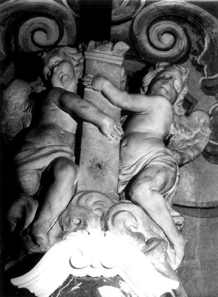 PUTTI (gruppo scultoreo, elemento d'insieme) - bottega ligure (prima metà sec. XVIII)