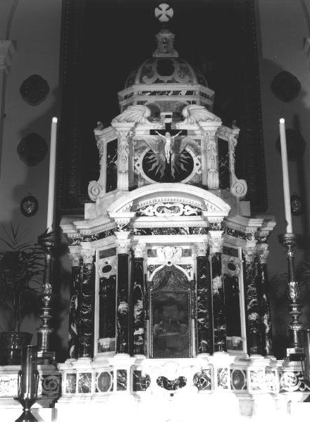 colomba dello Spirito Santo e cherubini (tabernacolo - a tempietto, elemento d'insieme) - bottega ligure, bottega lombarda (prima metà sec. XVII)