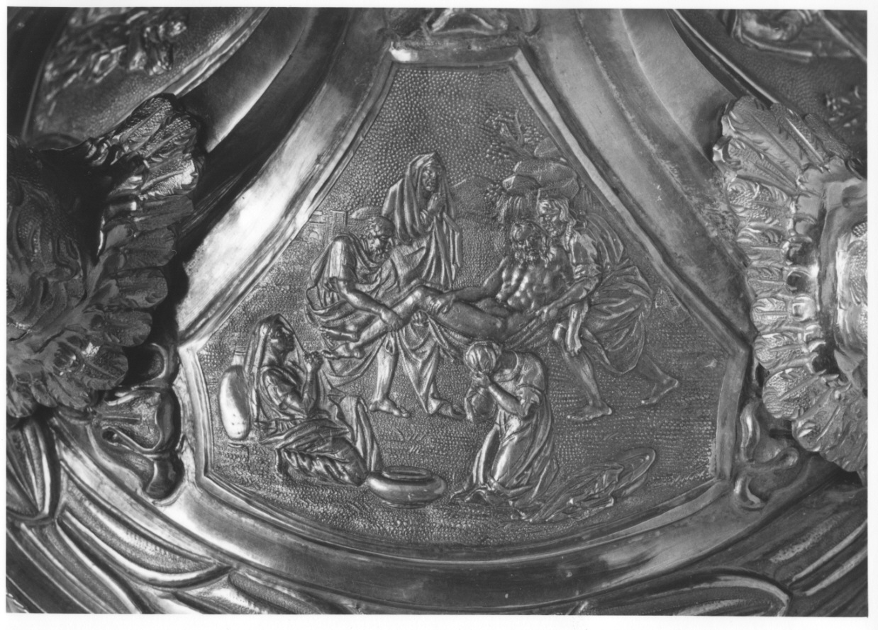 trasporto di Cristo al sepolcro (decorazione plastica, elemento d'insieme) - bottega cuneese (prima metà sec. XIX)