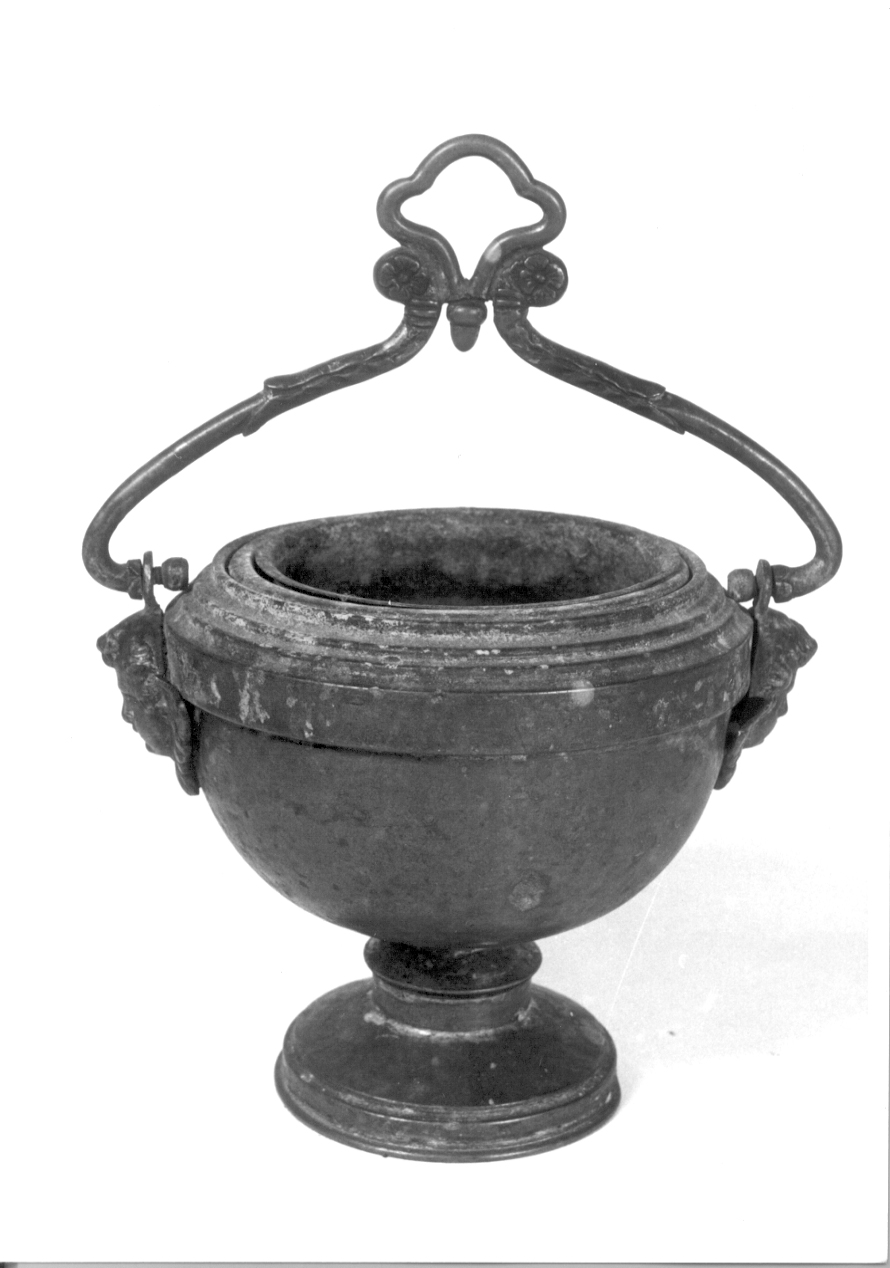 cherubini e motivi decorativi fitomorfi (secchiello per l'acqua benedetta, elemento d'insieme) - ambito lombardo-piemontese (prima metà sec. XIX)