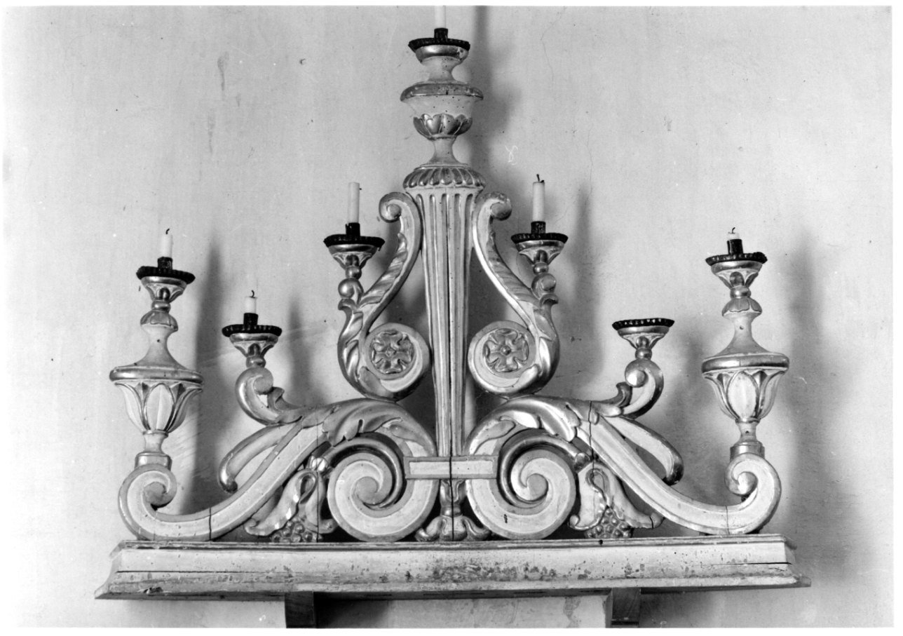 candelabro da chiesa, serie - bottega astigiana (prima metà sec. XIX)