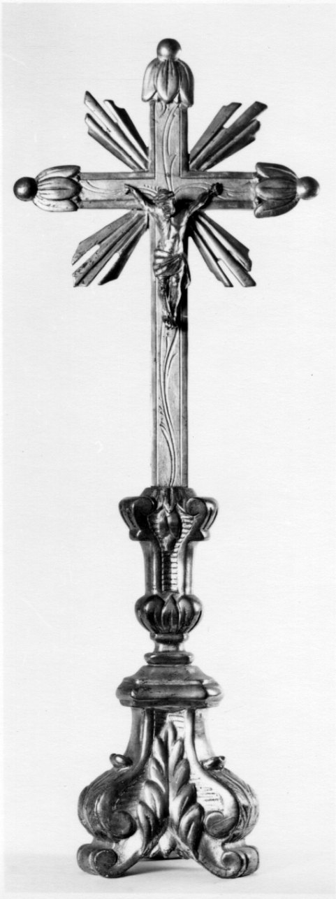 croce d'altare, elemento d'insieme - bottega astigiana (terzo quarto sec. XVIII)