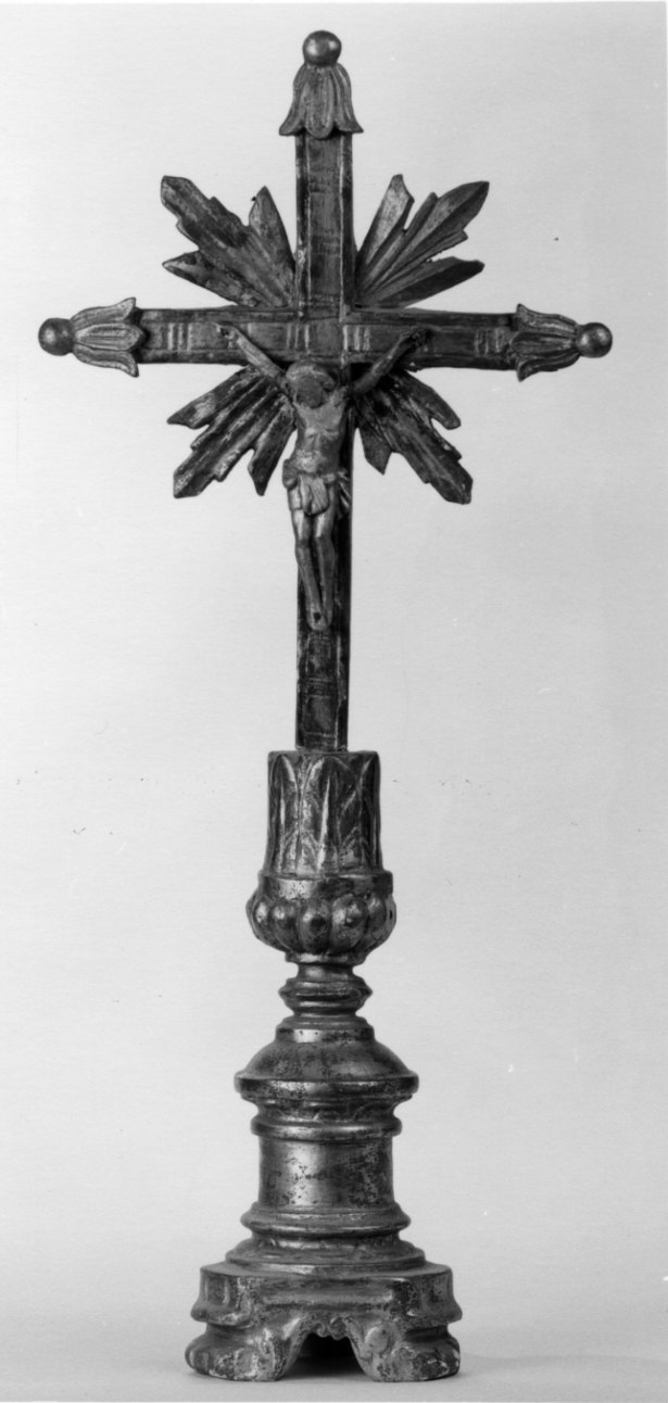 Cristo crocifisso (croce d'altare, opera isolata) - bottega piemontese (secondo quarto sec. XIX)