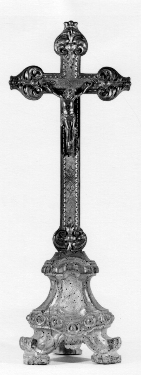 Cristo crocifisso (croce d'altare, opera isolata) - bottega ligure (fine/inizio secc. XVIII/ XIX)