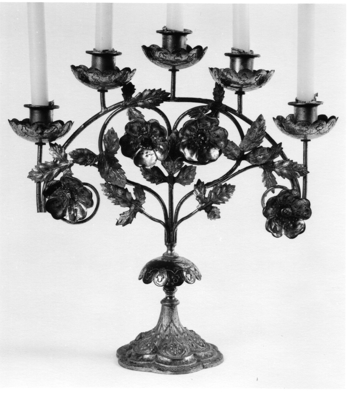 candelabro, opera isolata - bottega piemontese (prima metà sec. XX)