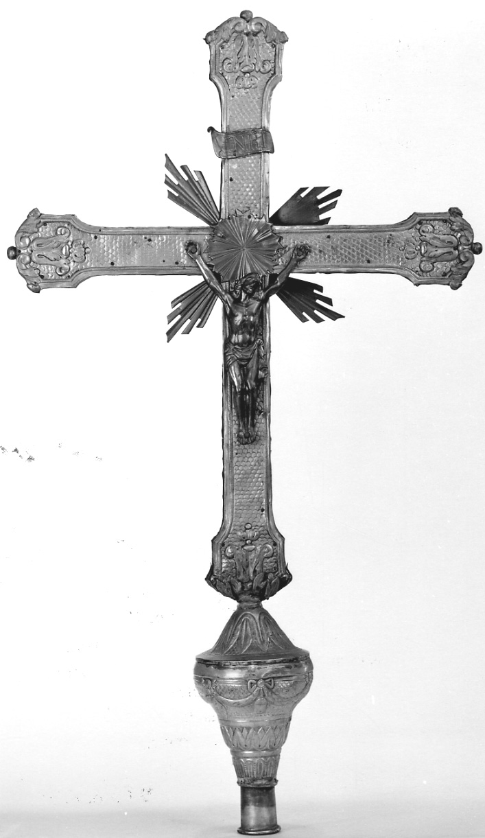 Cristo crocifisso (croce processionale, opera isolata) - bottega savoiardo-piemontese (prima metà sec. XIX)