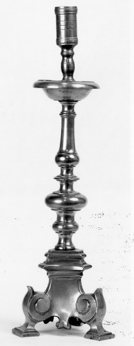 candeliere d'altare, serie - bottega italiana (fine/inizio secc. XIX/ XX)