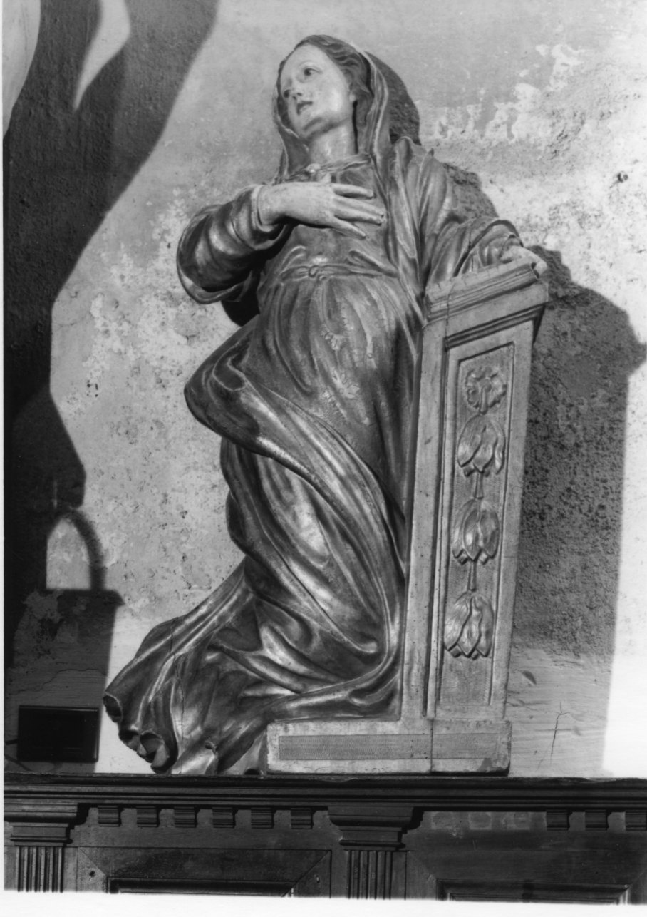 Madonna annunciata (scultura) - bottega della Valsesia (ultimo quarto sec. XVII)