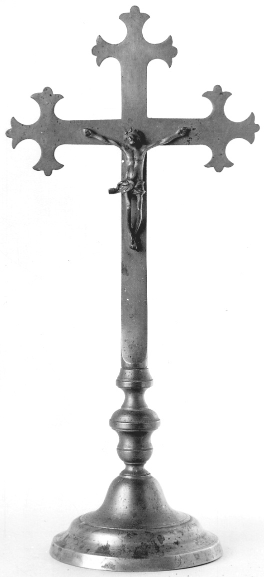 Cristo crocifisso (croce d'altare, opera isolata) - bottega lombardo-piemontese (sec. XVII)