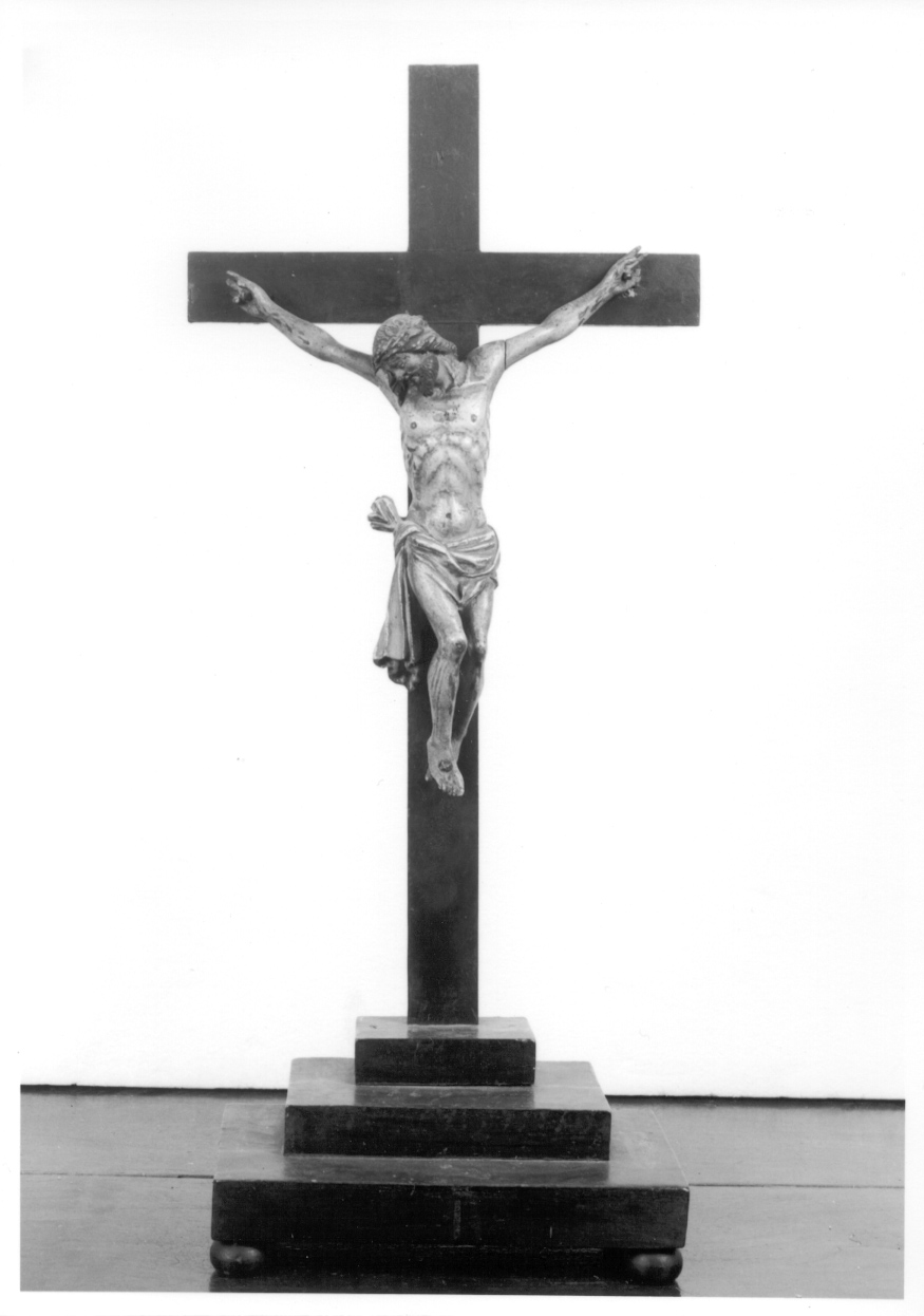Cristo crocifisso (croce da tavolo, opera isolata) - produzione piemontese (seconda metà sec. XIX)