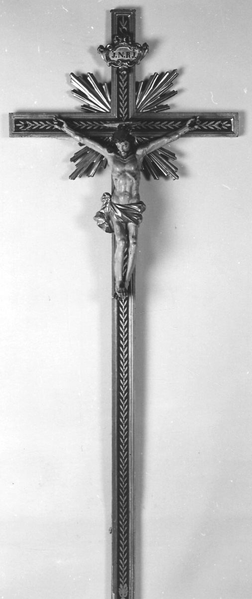 Cristo crocifisso (croce processionale, opera isolata) - bottega della Valsesia (seconda metà sec. XIX)