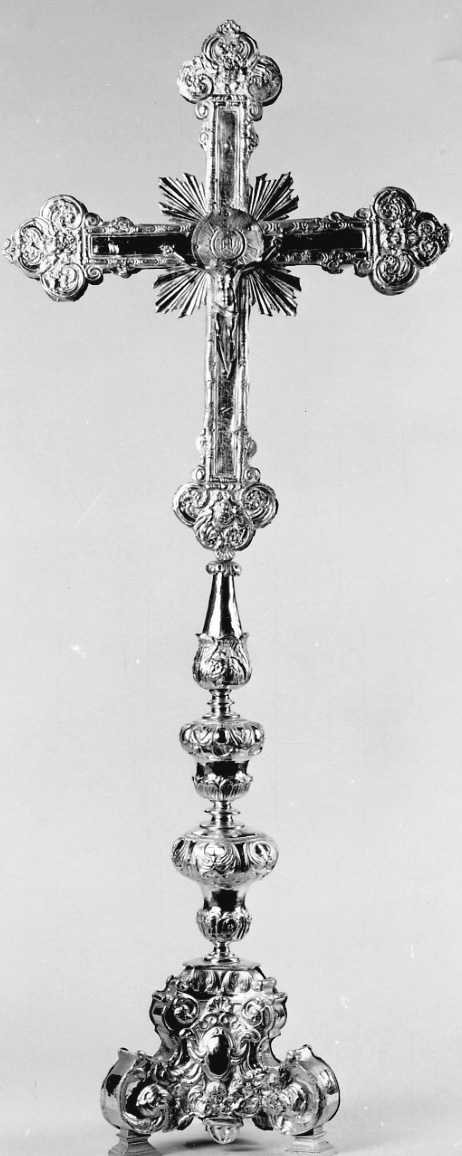 Cristo crocifisso (croce d'altare, opera isolata) - bottega lombarda (fine/inizio secc. XVII/ XVIII)