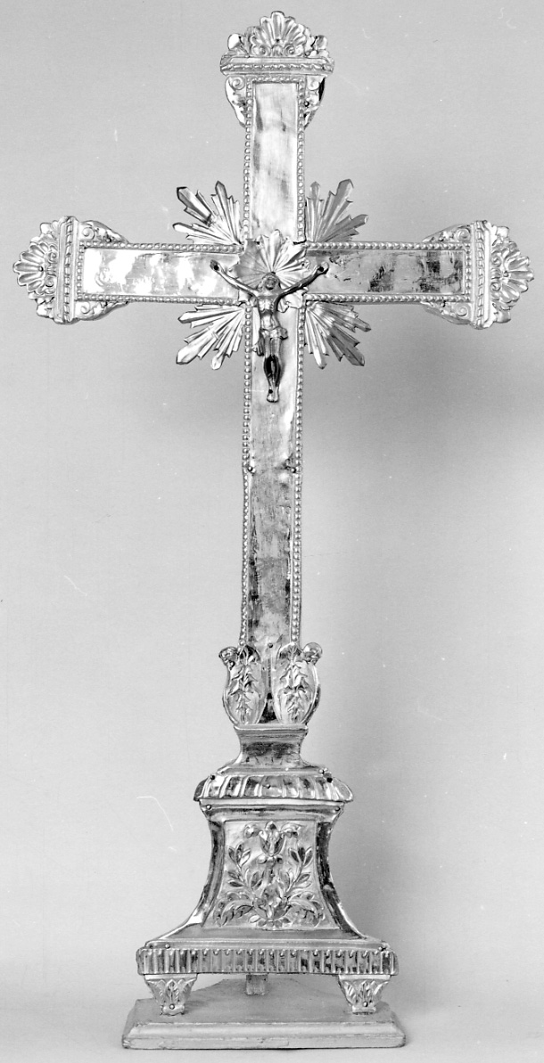 Cristo crocifisso (croce d'altare, opera isolata) - bottega lombardo-piemontese (prima metà sec. XIX)