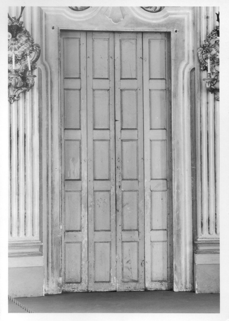 porta, opera isolata di Pozzo Giovanni Pietro (attribuito), Pozzo Pietro Antonio (attribuito) (seconda metà sec. XVIII)