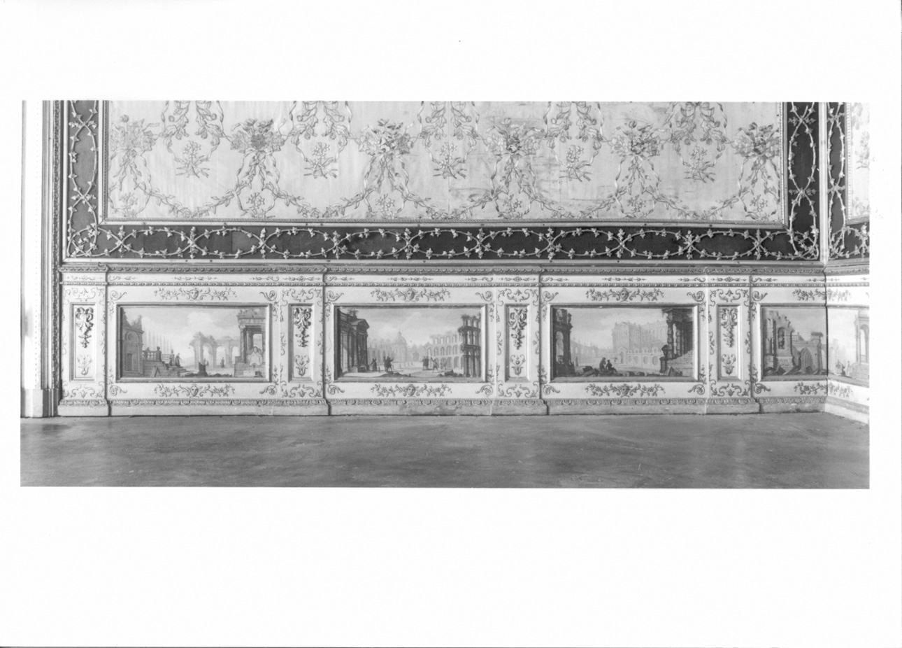 ARCHITETTURE (zoccolo, insieme) di Casoli Francesco (attribuito), Pozzo Pietro Antonio (attribuito) - ambito piemontese (secondo quarto sec. XVIII)