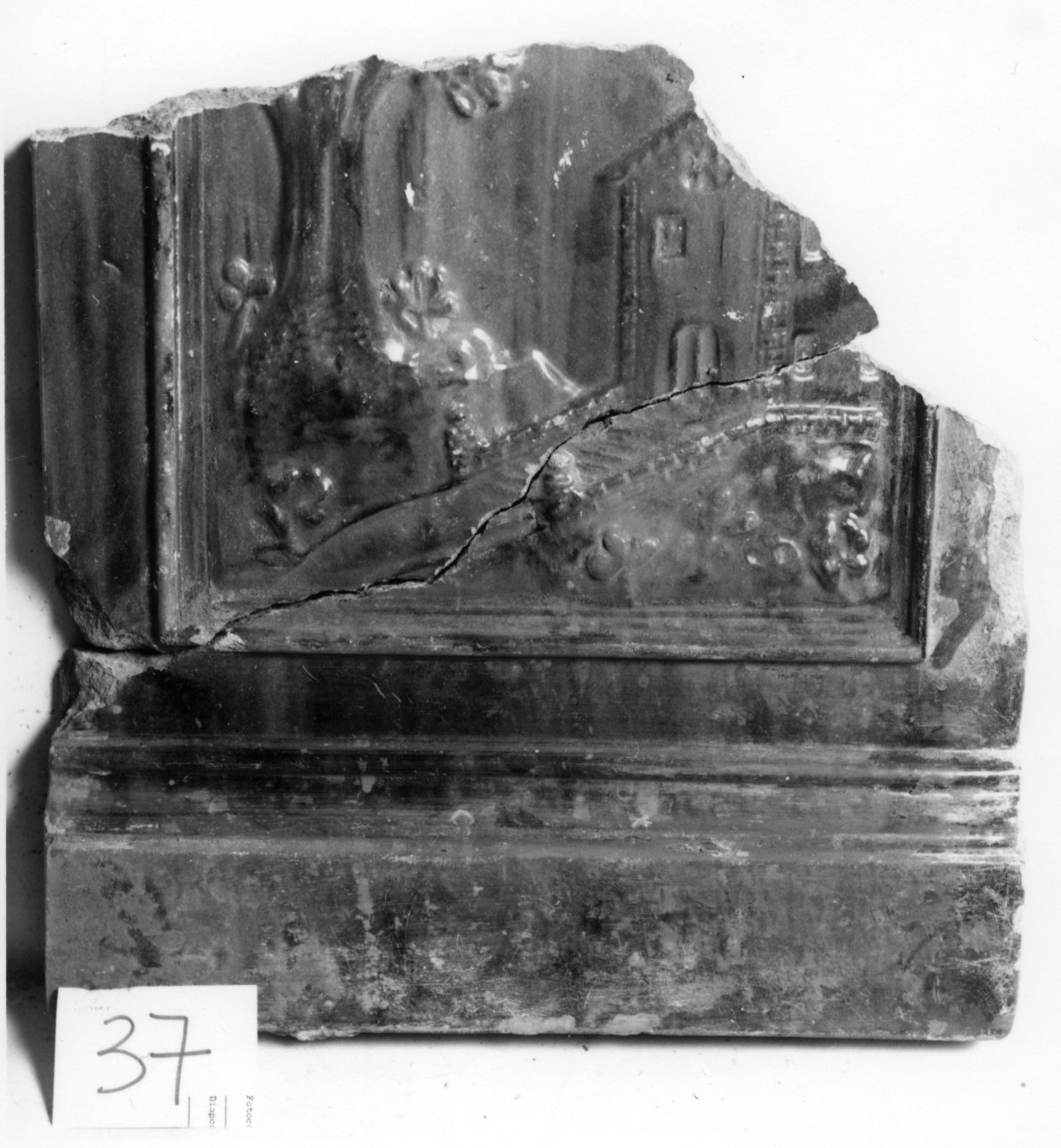 stufa, frammento - produzione piemontese (fine/inizio secc. XIX/ XX)