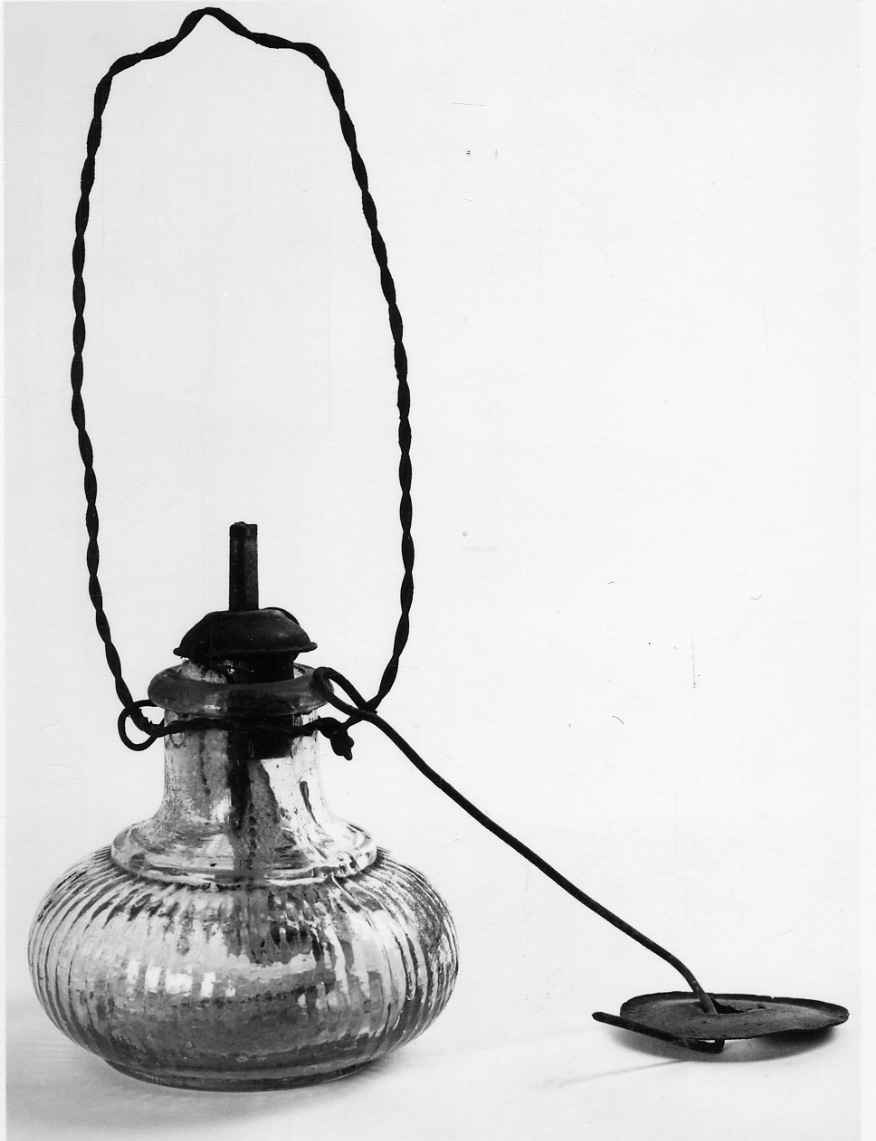 lampada ad olio, opera isolata - ambito piemontese (fine/inizio secc. XIX/ XX)